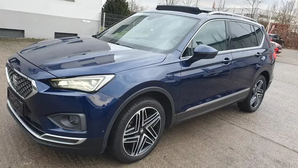 Main__Slider__Photo:Seat Tarraco Xcellence,7 Sitze,PANORAMA-SCHIEBEDACH 07/2020-0
