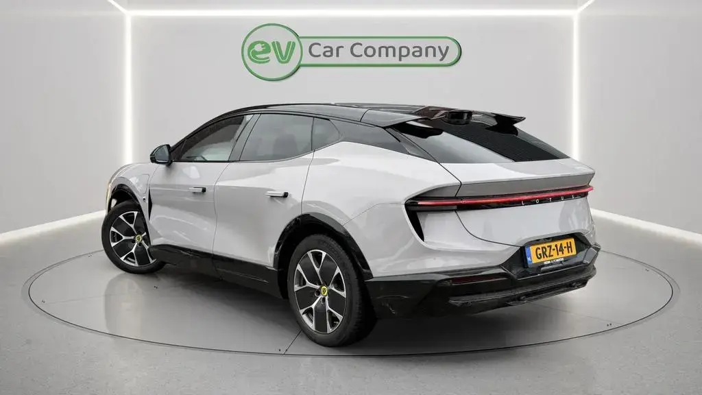 Main__Slider__Photo:Lotus Eletre EDS 450 4WD 112 kWh | Alcantara | 360 Cam 11/2024-1
