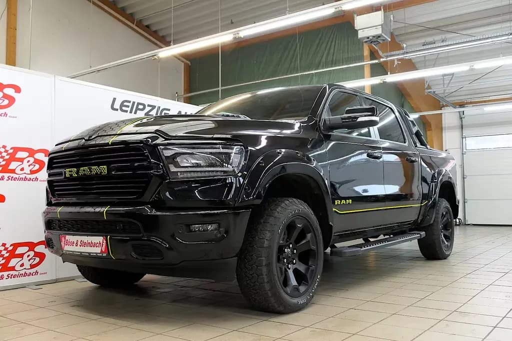 Main__Slider__Photo:Dodge RAM 5,7 HEMI V8 Big Horn Lonestar Crew Cab 4x4 09/2022-0