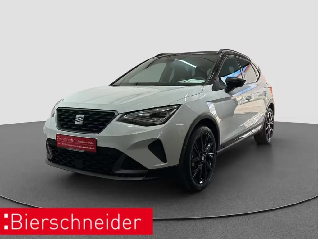 Main__Slider__Photo:Seat Arona 1.0 TSI DSG FR Black Edition NAVI CAM SHZ 06/2025-0