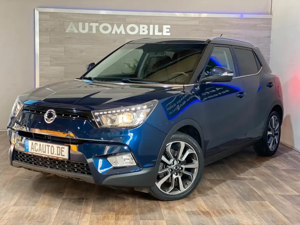 Main__Slider__Photo:Ssangyong Tivoli 1.6 e-XDi 160 QUARTZ 2WD+Kamera 06/2017-0