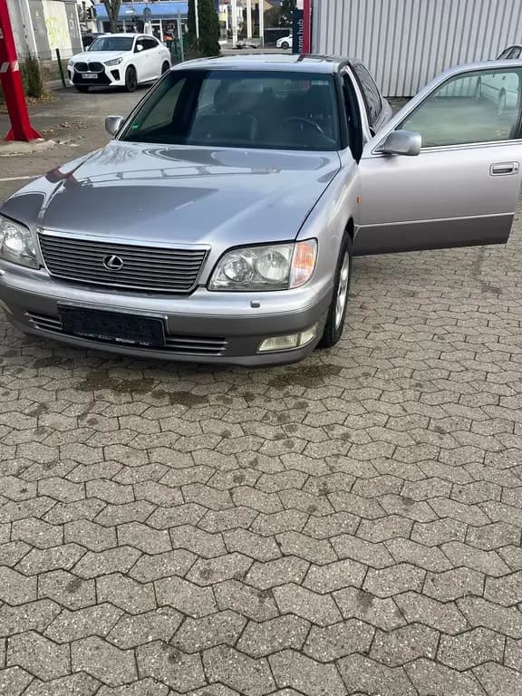 Main__Slider__Photo:Lexus LS 400 4.0 V8 Auto - 10/1997-0