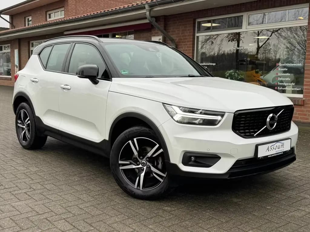 Main__Slider__Photo:Volvo XC40 R Design 2WD/Kamera/AHK/LED/Digital/Memory 02/2021-0