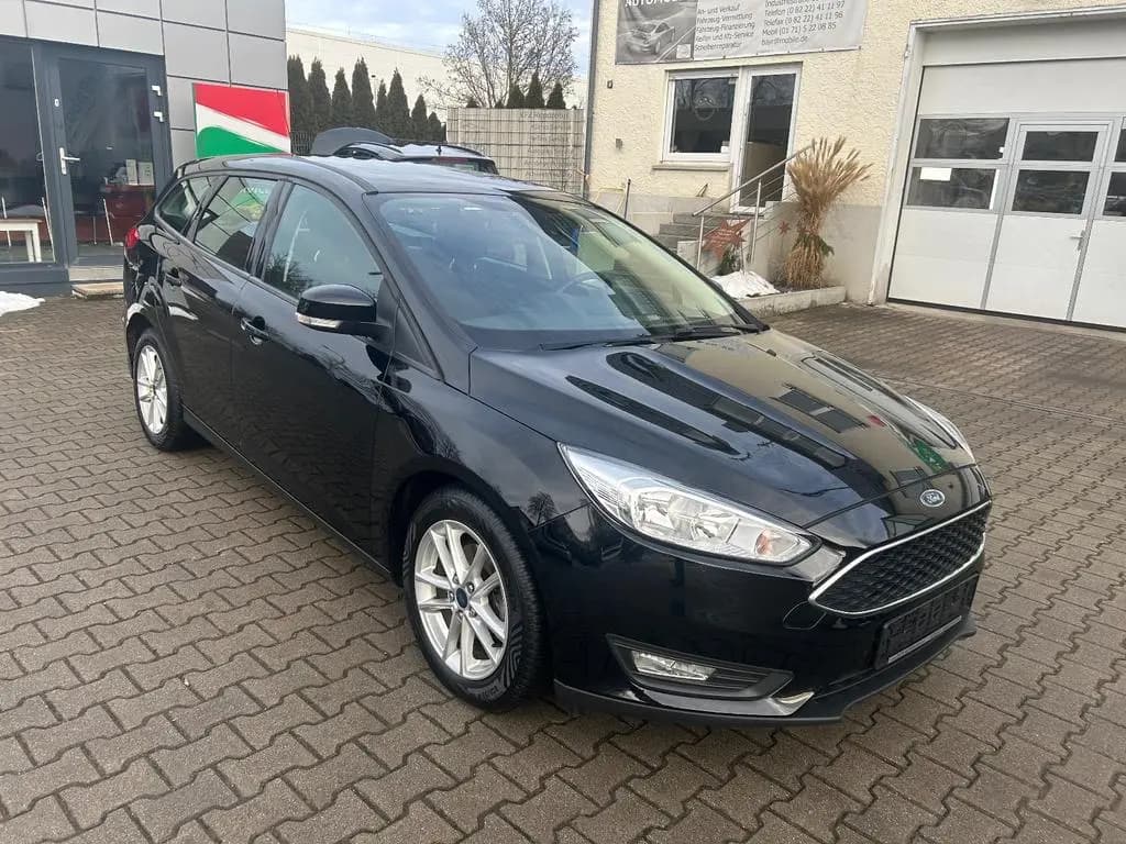 Main__Slider__Photo:Ford Focus Turnier Business 08/2016-0