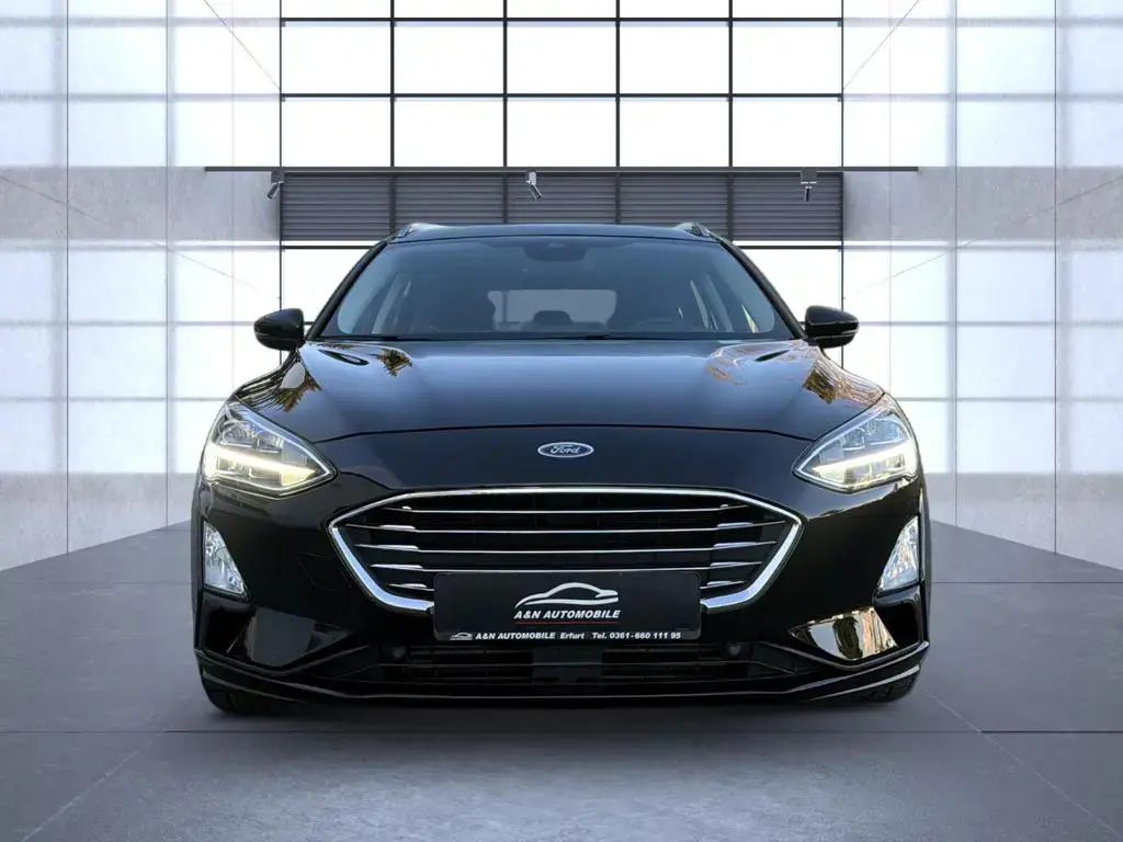 Main__Slider__Photo:Ford Focus Turnier Titanium+LED+NAVI+PANO+B&O+KAMERA 03/2019-1