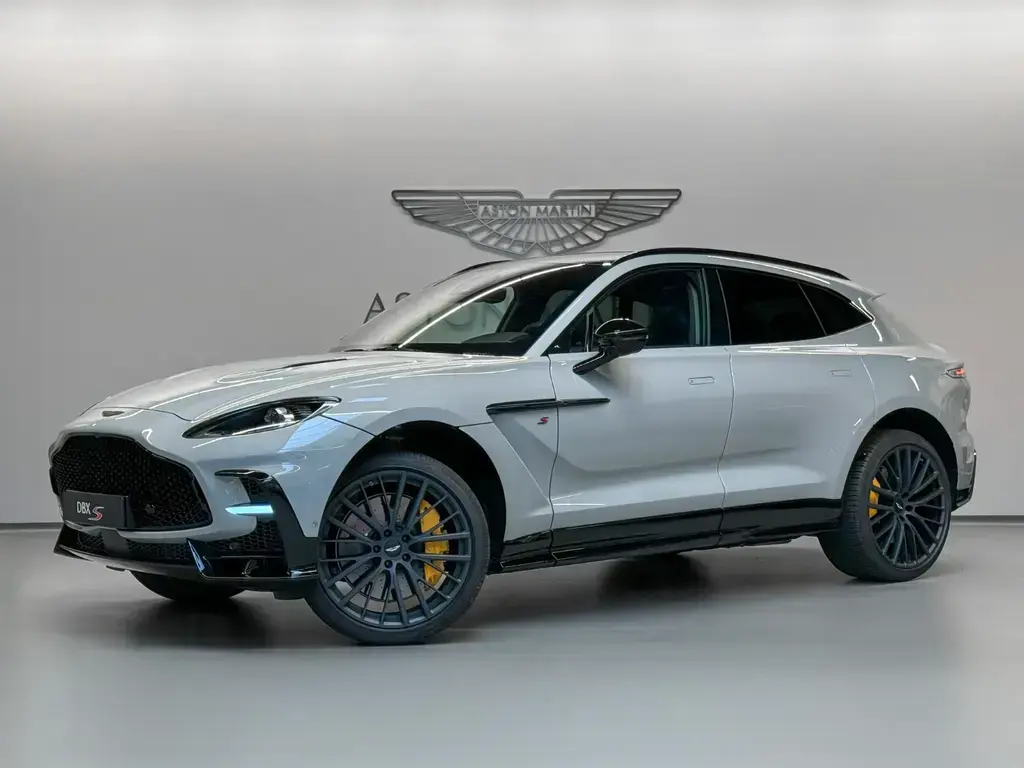 Main__Slider__Photo:Aston Martin DBX S || NEW MODELYEAR 2026 null-1