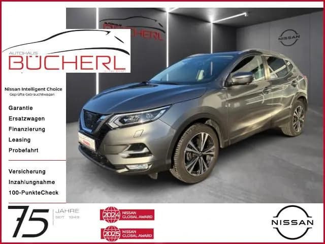 Main__Slider__Photo:Nissan Qashqai N-Connecta,Navi,Klima,360°-Kam,PANO 01/2018-0