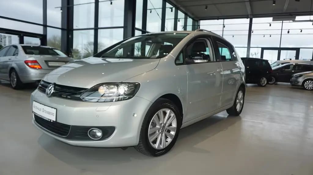 Main__Slider__Photo:Volkswagen Golf VI Plus AUTOMATIK+NAVIGATION+BI XENON+AHK S 04/2012-0