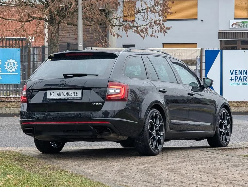 Main__Slider__Photo:Skoda Octavia Combi RS 245*1-HAND*PDC*TEMPOMAT*XENON ! 03/2019-0