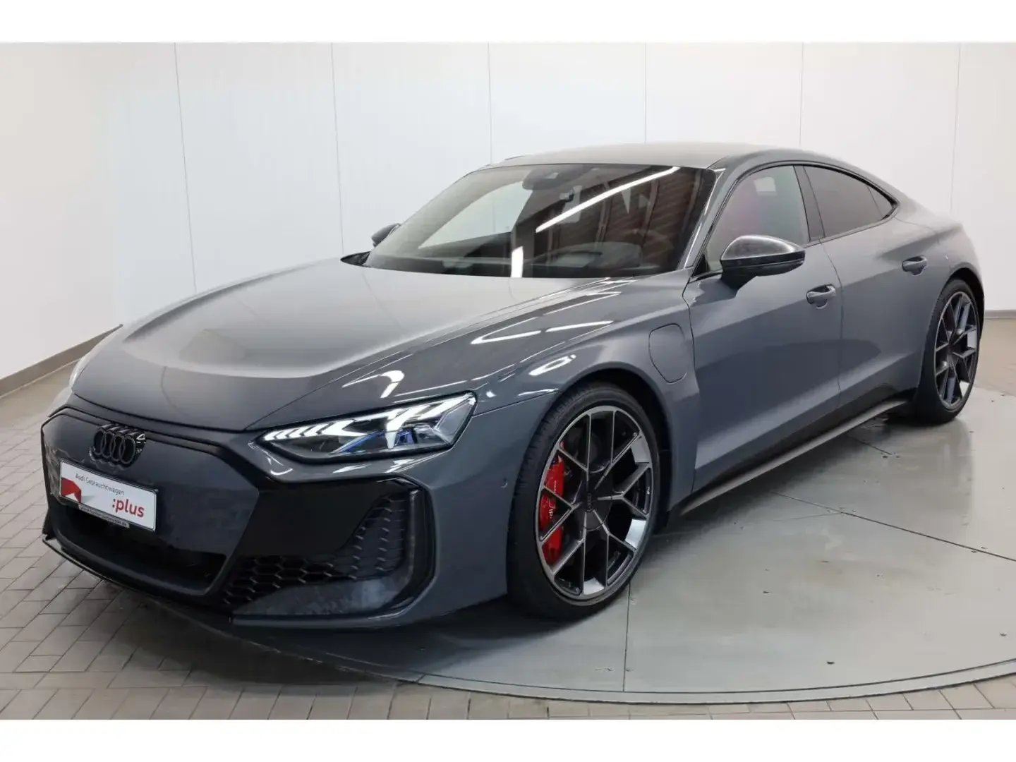 Main__Slider__Photo:Audi RS e-tron GT 02/2025-1