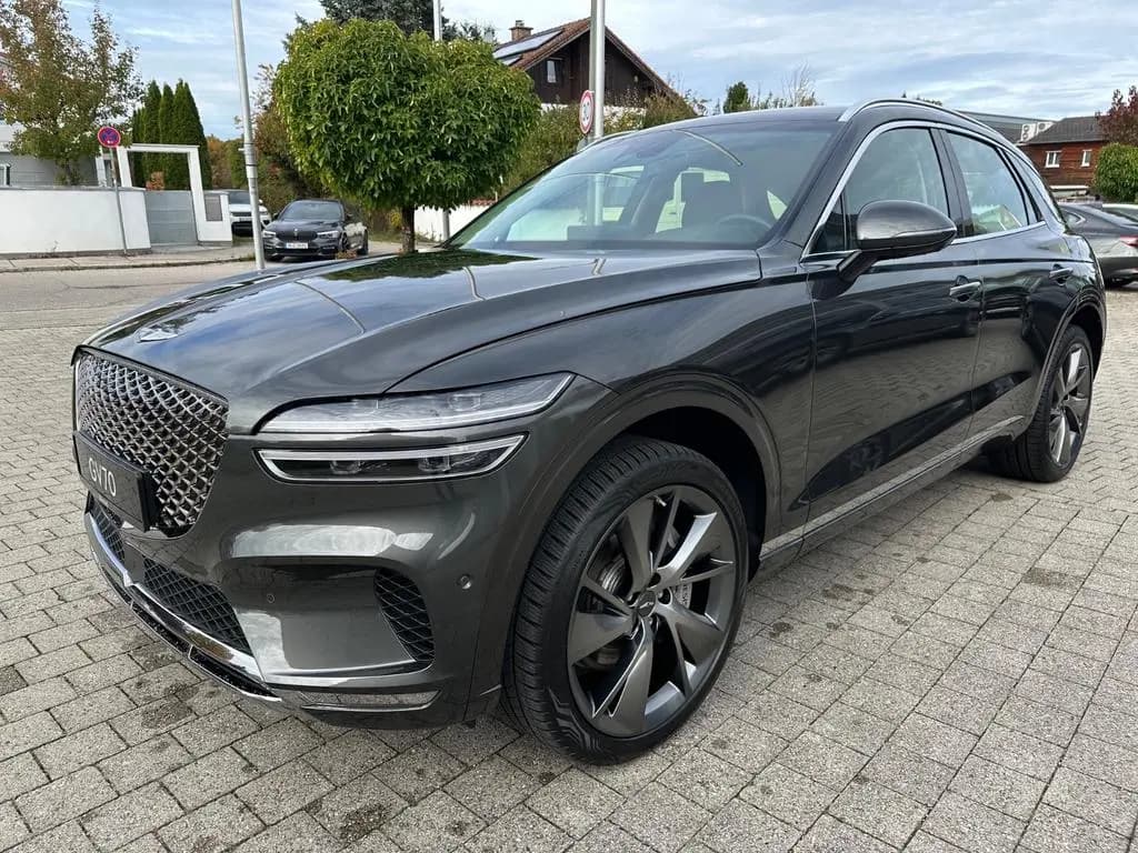 Main__Slider__Photo:Genesis GV70 Luxury 4WD 03/2024-0