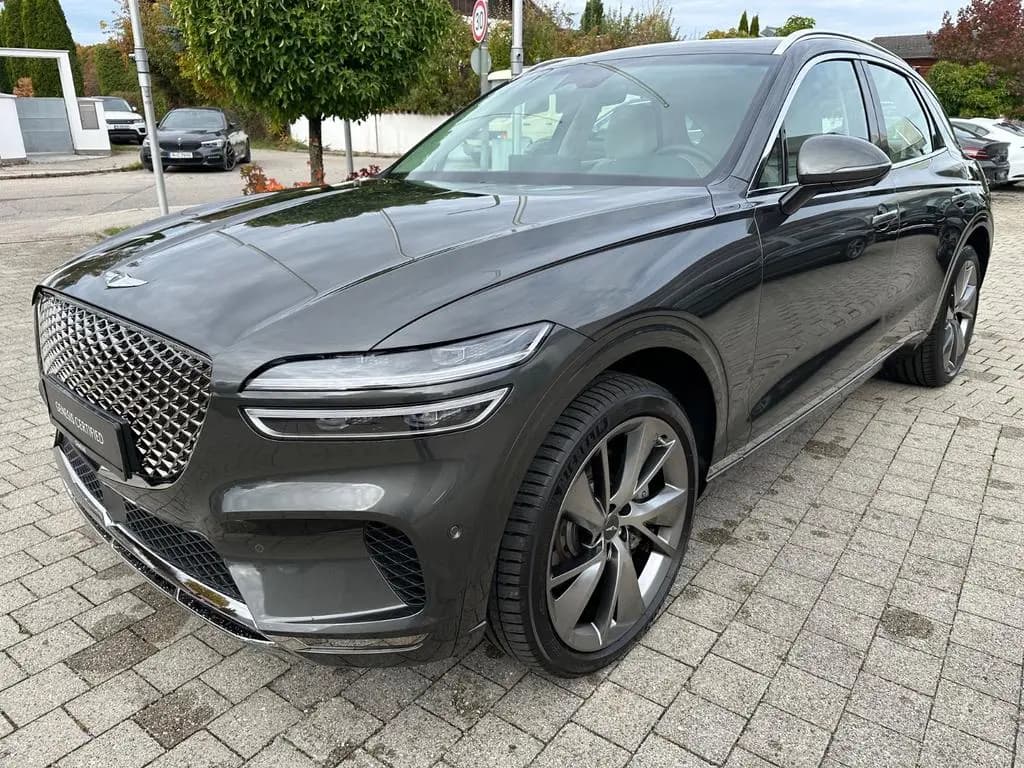 Main__Slider__Photo:Genesis GV70 Luxury 4WD 04/2025-0