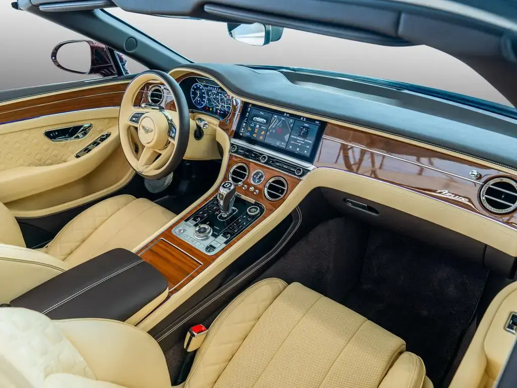 Main__Slider__Photo:Bentley Continental GTC Azure V8 | Bentley Nürnberg 12/2022-1