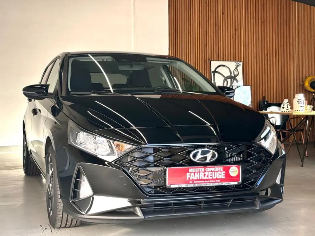Main__Slider__Photo:Hyundai i20 1.0 T-GDI Edition 30+ 10/2022-0