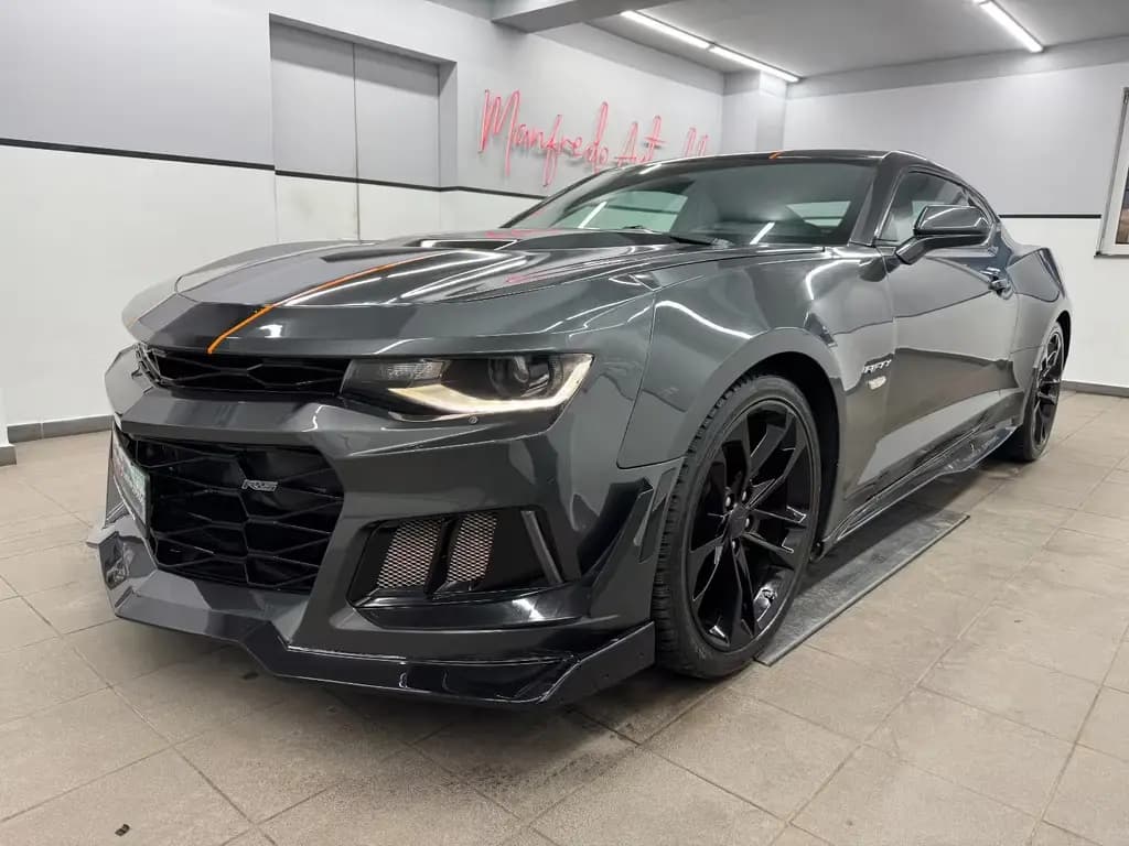 Main__Slider__Photo:Chevrolet Camaro 3.6 RS/50 Years of Camaro!/Headup/Brembo/ 07/2017-0