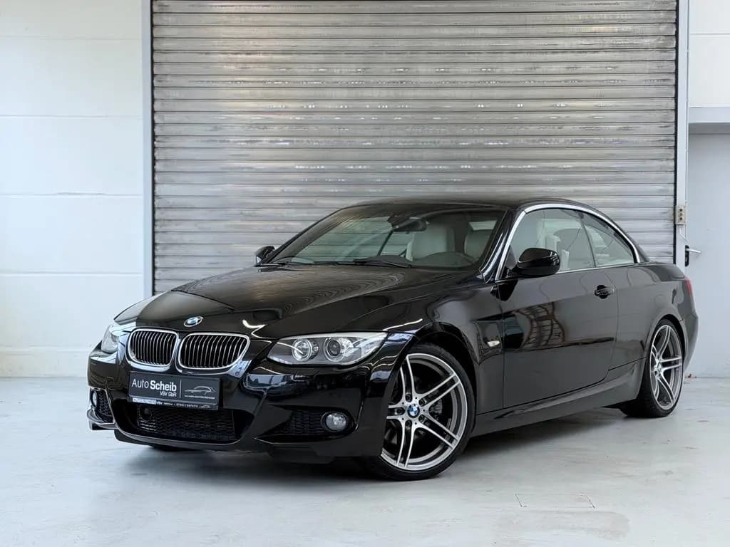 Main__Slider__Photo:BMW 3 Series 330d Cabrio*M-Paket*Bi-Xenon*Navi*Har/Ka*Leder* 03/2012-0
