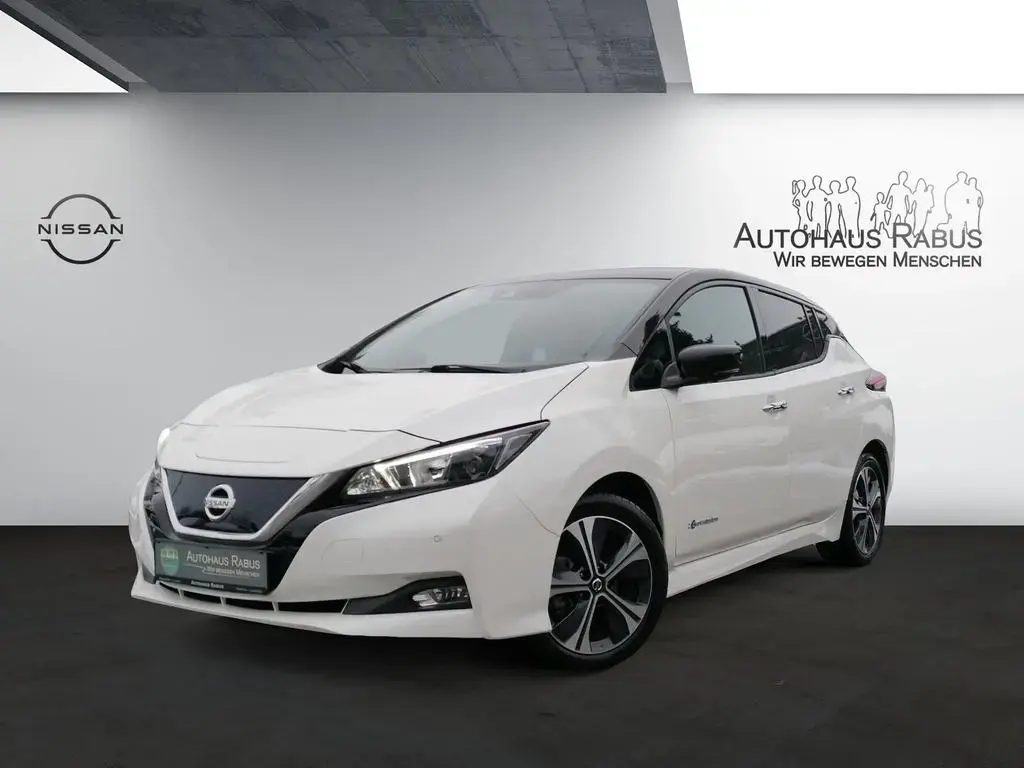Main__Slider__Photo:Nissan Leaf N-Connecta Navi SHZ PDC R-Kamera 2-Farben 10/2020-1