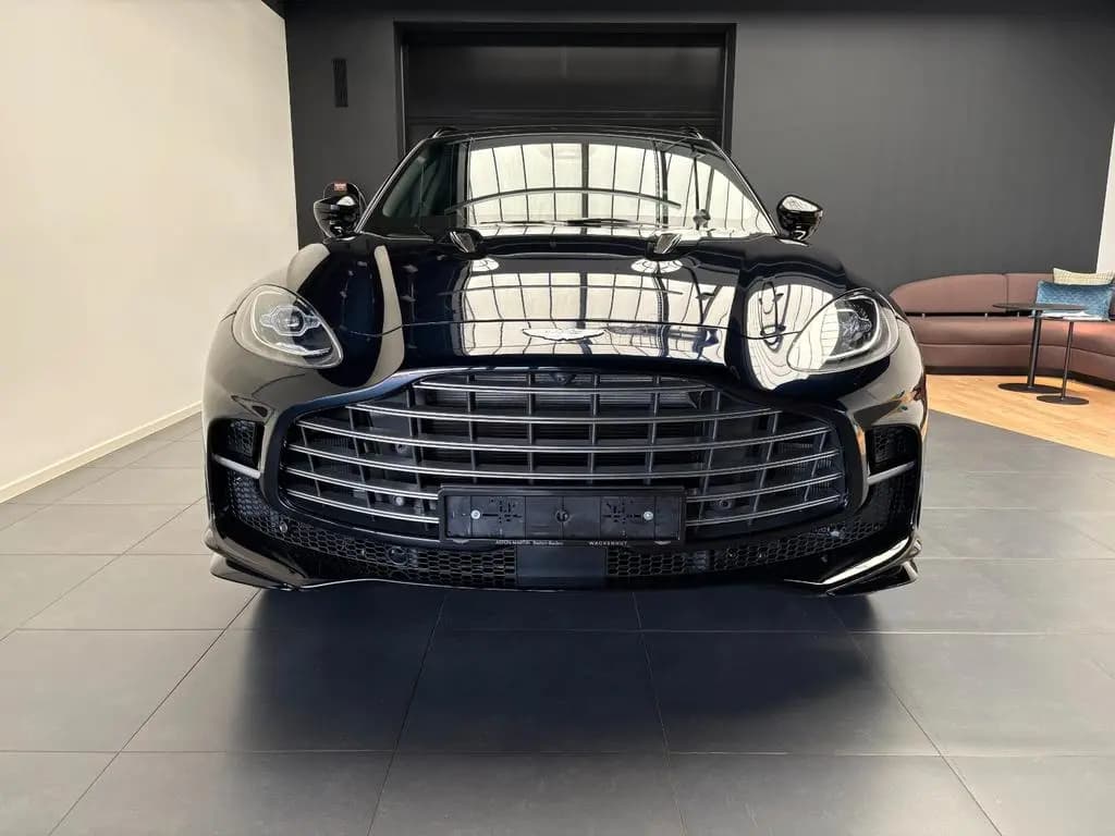 Main__Slider__Photo:Aston Martin DBX 707 null-0