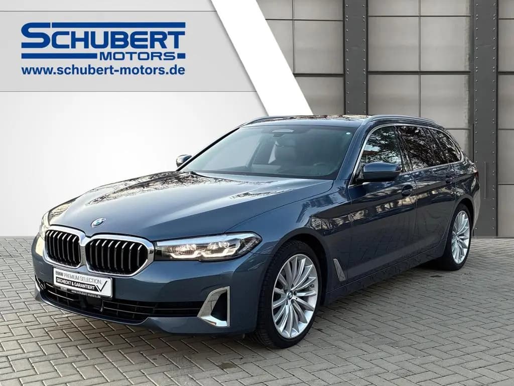 Main__Slider__Photo:BMW 5 Series 520 d xDrive Touring Luxury Line PANO HUD HIFI L 12/2022-0
