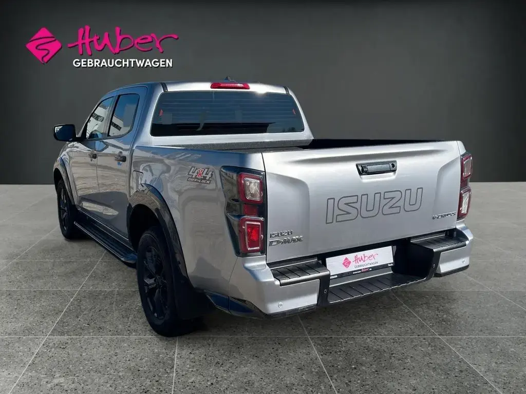 Main__Slider__Photo:Isuzu D-Max V-CROSS D-CAB (* GARANTIE BIS 06 / 2028 *) 06/2023-1
