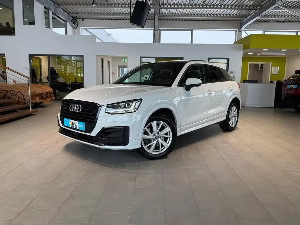 Main__Slider__Photo:Audi Q2 40 TFSI quattro sport*S-Line*RFK*SHZ* 08/2020-0