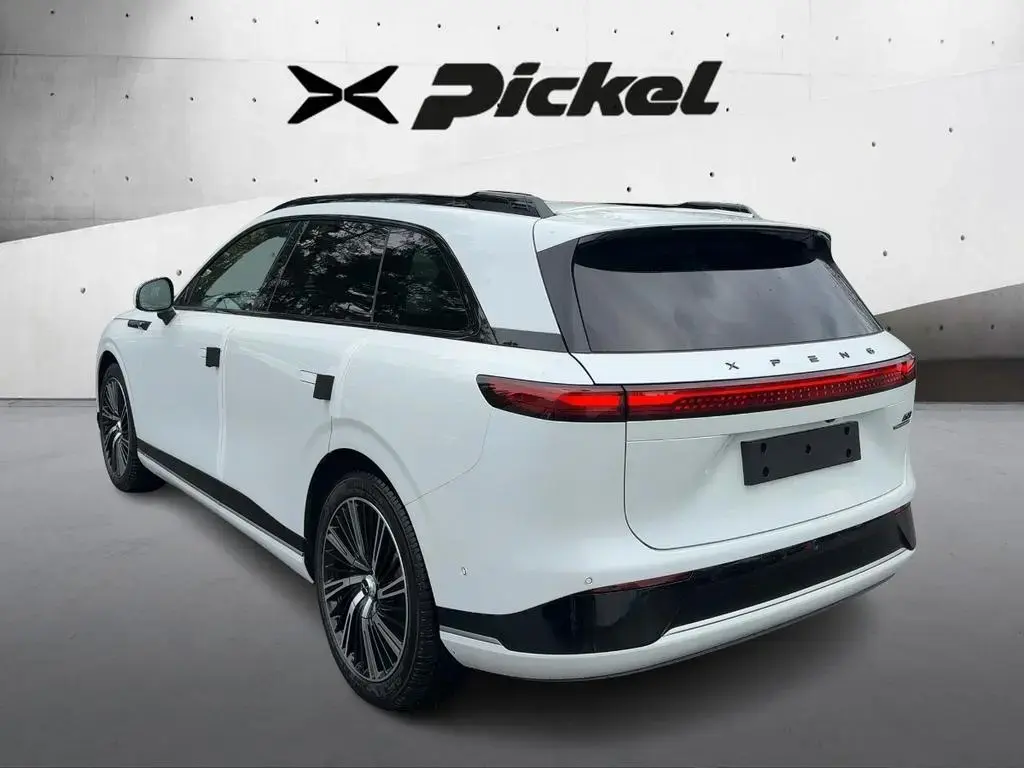 Main__Slider__Photo:XPENG G9 AWD Performance null-1