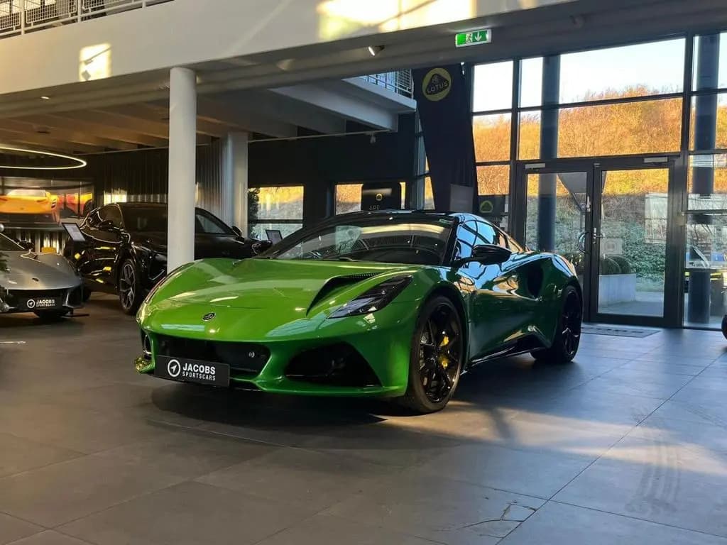 Main__Slider__Photo:Lotus Emira V6 SE MY26 null-0