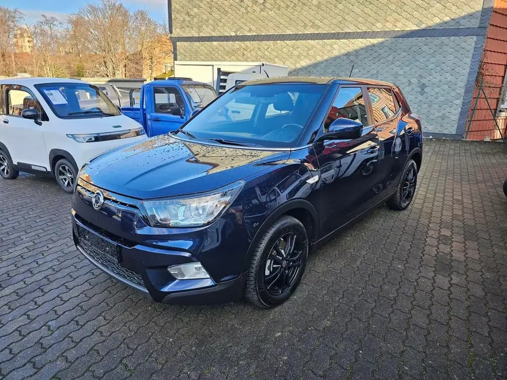 Main__Slider__Photo:Ssangyong Tivoli 1.6+KLIMA+ALU+1.HAND 06/2017-0