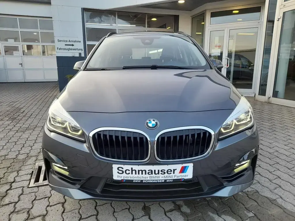 Main__Slider__Photo:BMW 2 Series 218 Gran Tourer i Advantage,LED,PDC,NAVI,SHZ,AHK 02/2019-1