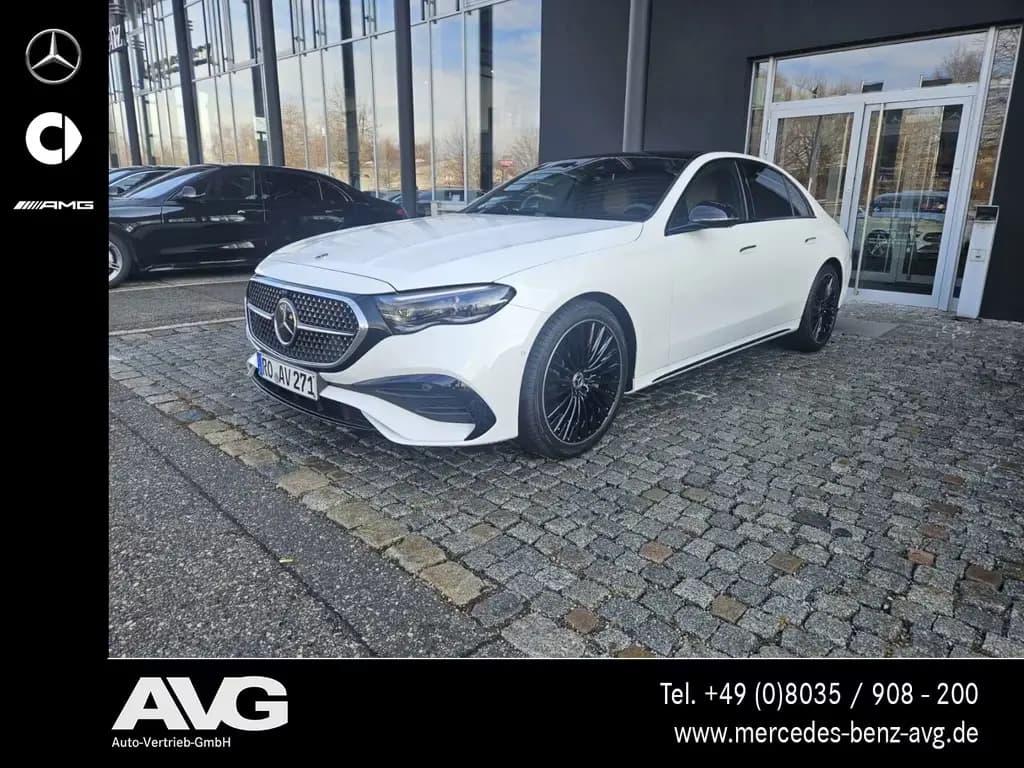 Main__Slider__Photo:Mercedes-Benz E 220 d 4M AMG Edition Pano Stndhzg AHK Night 01/2026-0