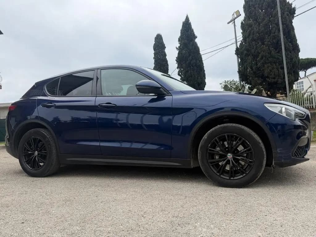Main__Slider__Photo:Alfa Romeo Stelvio 2.2 Turbodiesel 210 CV AT8 Q4 07/2019-0