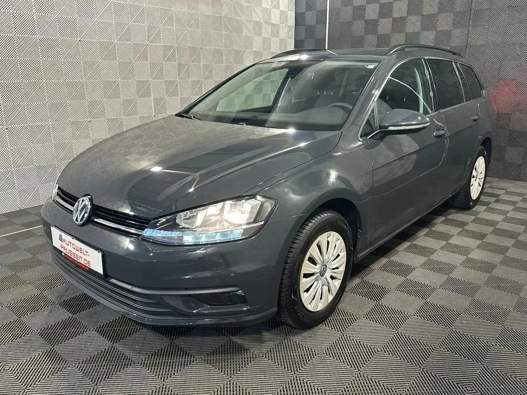 Main__Slider__Photo:Volkswagen Golf VII Variant*TRENDLINE*AHK-PDC-TEMPO-SHZ-OPF 02/2019-1
