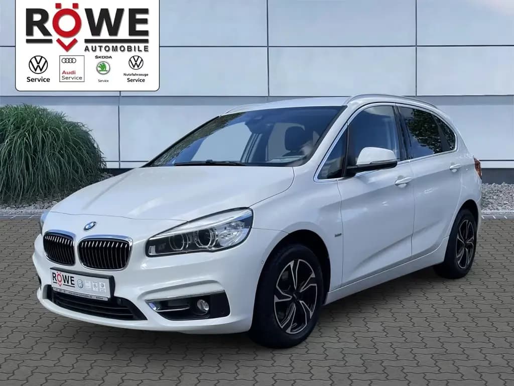 Main__Slider__Photo:BMW 218 2er Active Tourer - 218i Luxury Line Klima Navi 03/2017-0
