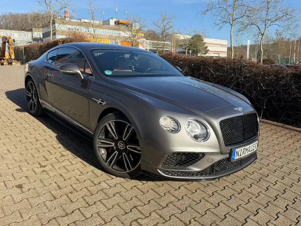 Main__Slider__Photo:Bentley Continental GT 4.0 V8 S 4WD AKRAPOVIC 01/2016-0