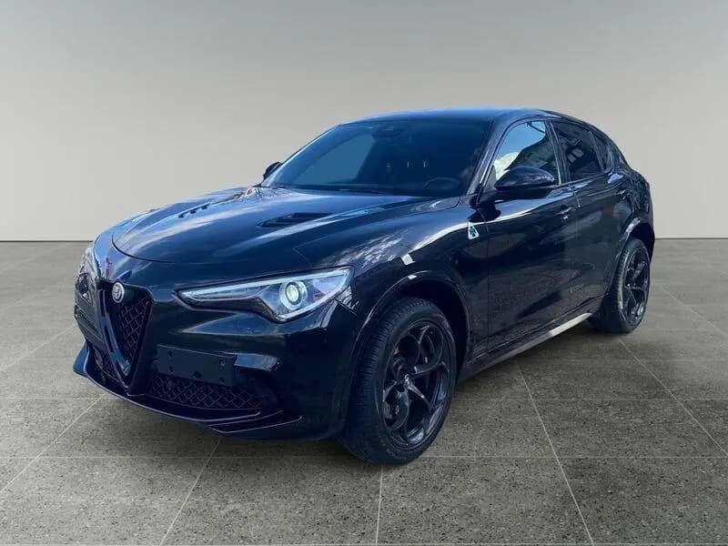 Main__Slider__Photo:Alfa Romeo Stelvio 2.9 Bi-Turbo V6 510 CV AT8 Qu 04/2018-0
