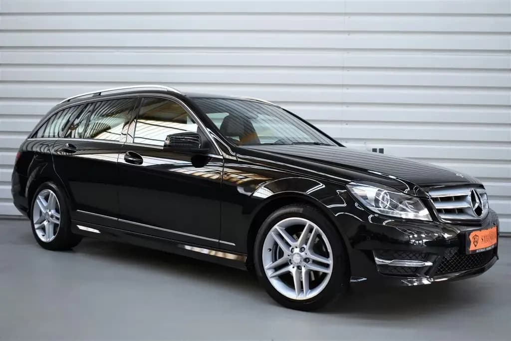Main__Slider__Photo:Mercedes-Benz C 200 T AMG-Sportpaket+BI-Xenon+Memory+Navi+PDC 10/2012-0