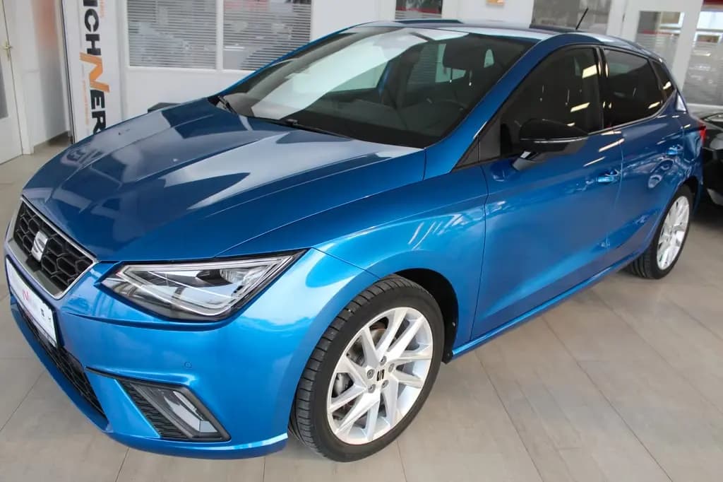 Main__Slider__Photo:Seat Ibiza FR 110PS Kamera Full-Link DAB GRA 08/2021-0