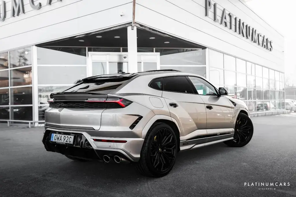 Main__Slider__Photo:Lamborghini Urus SE 800hp / Ad Personam / NETTO POSSI / AKRA 05/2025-1