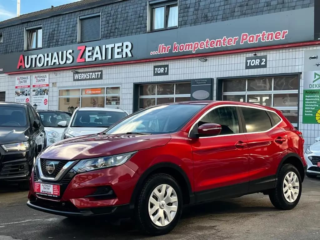 Main__Slider__Photo:Nissan Qashqai Visia*Tempo*INS*TÜV 01/2018-0