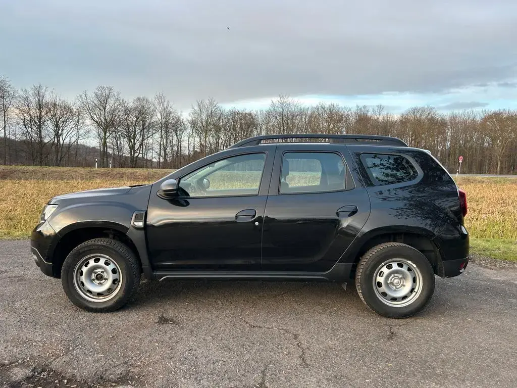 Main__Slider__Photo:Dacia Duster II Comfort SCe 115 Navi Kamera PDC 03/2019-1