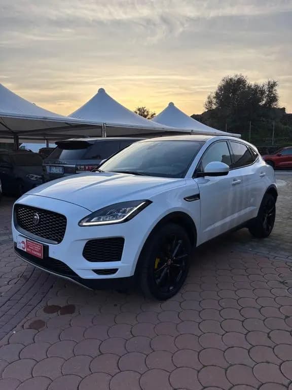 Main__Slider__Photo:Jaguar E-Pace 2.0D 150 CV AWD aut. R-Dynamic HSE 08/2018-0