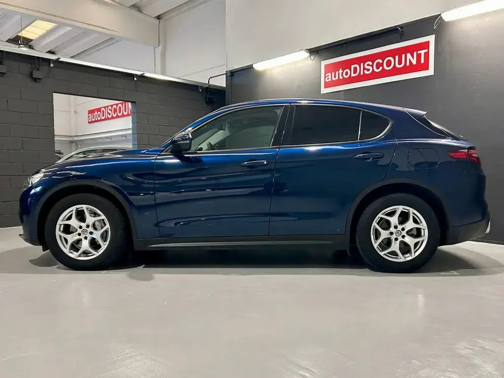 Main__Slider__Photo:Alfa Romeo Stelvio 2.2 Turbodiesel 160 CV AT8 RW 07/2021-1