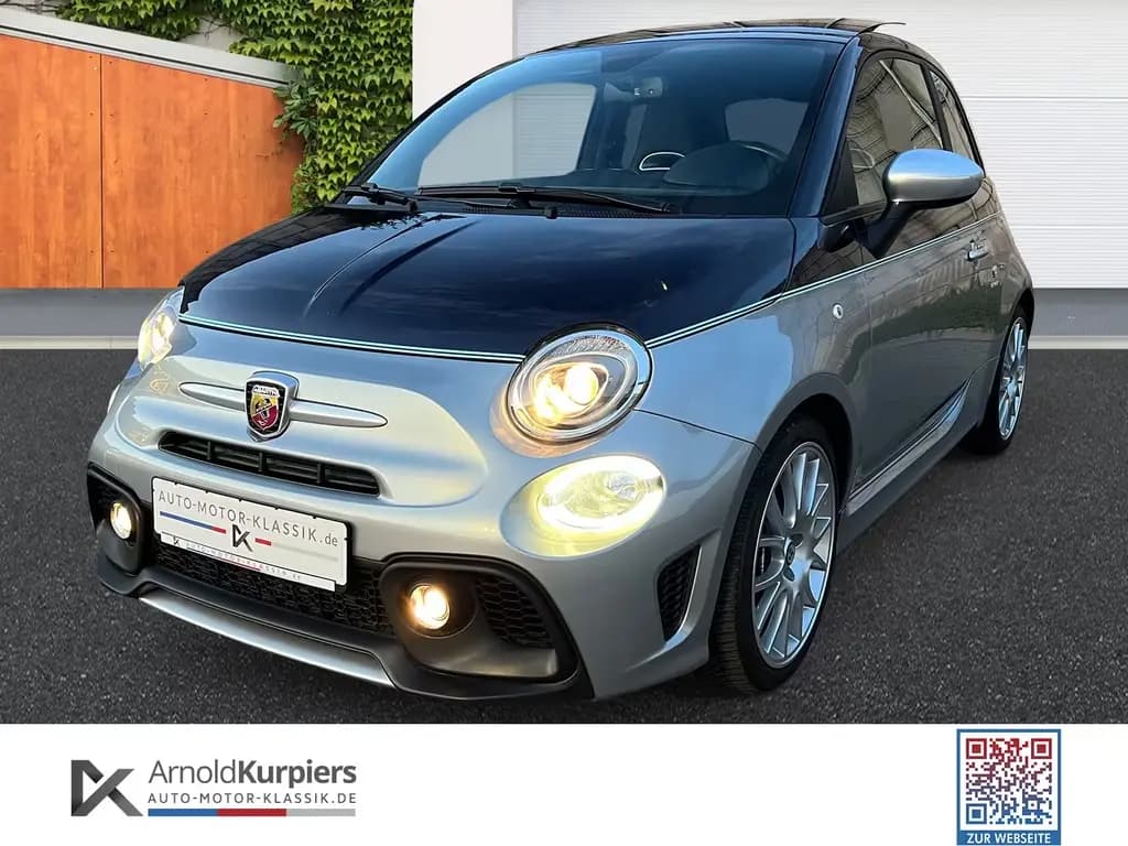 Main__Slider__Photo:Abarth 695 Rivale 175thAnniversay Ultra Limited Edition 04/2018-0