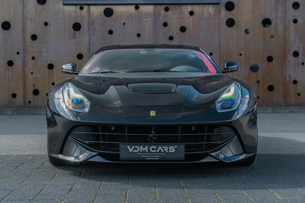 Main__Slider__Photo:Ferrari F12 Berlinetta *ALCANTARA*CUSTOM*CARBON* 02/2012-0