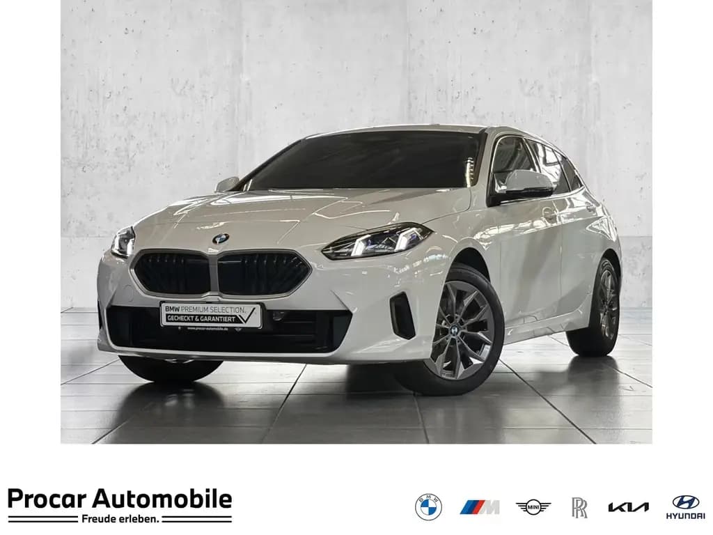 Main__Slider__Photo:BMW 120 DA PA RFK AdapLED CarPlay Shz. 17" LMR 01/2025-0