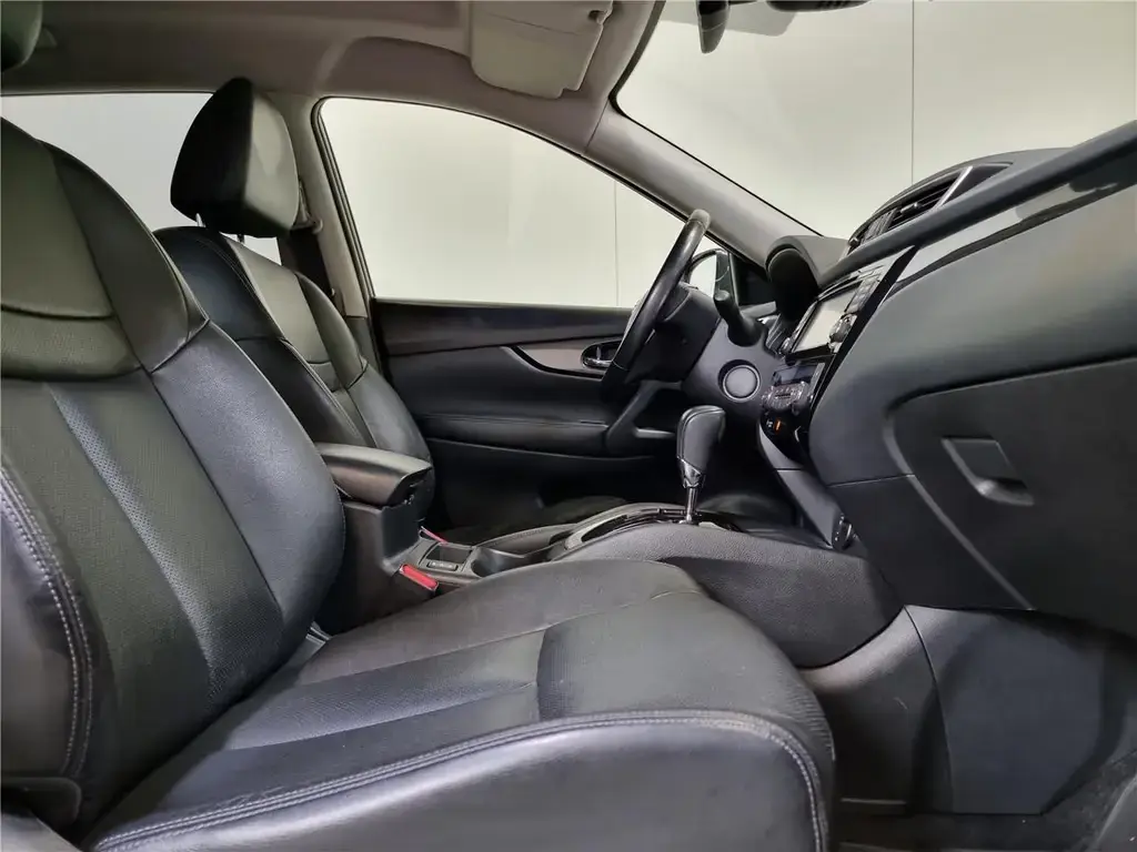 Main__Slider__Photo:Nissan X-Trail 1.6 dCi Autom. - GPS - Pano - Topstaat! 02/2017-1