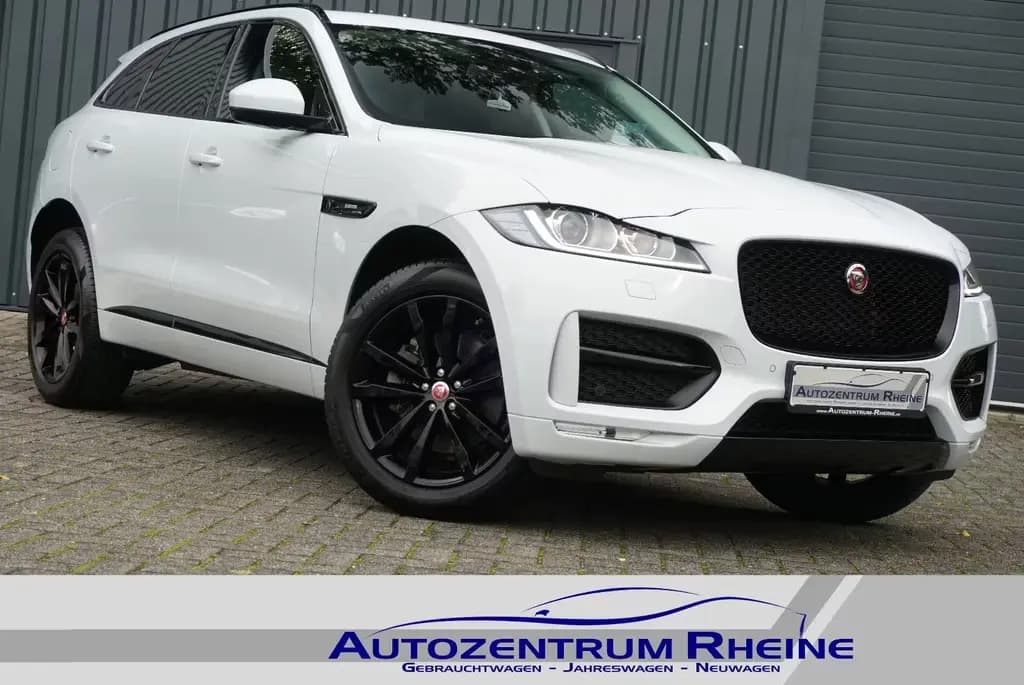 Main__Slider__Photo:Jaguar F-Pace R-Sport AWD Bi-Xenon RFK SHZ NAVI Ambient 10/2016-0