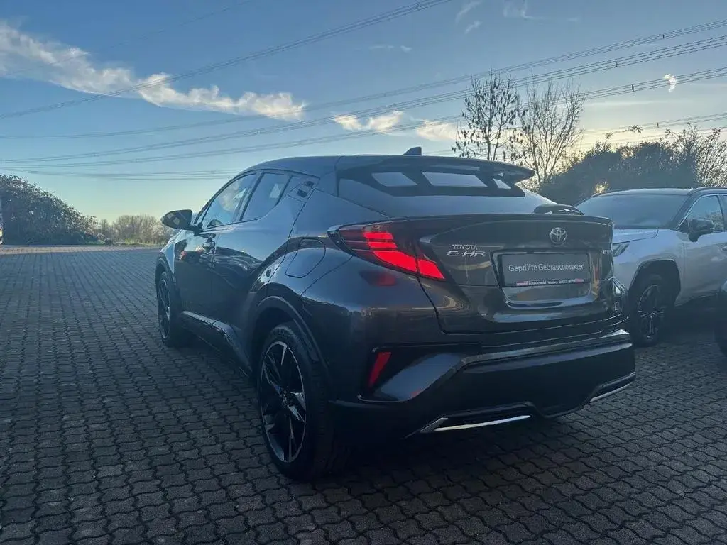 Main__Slider__Photo:Toyota C-HR Hybrid GR Sport 04/2022-1