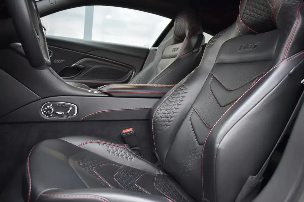 Main__Slider__Photo:Aston Martin DBS 5.2 V12 BOND 007 EDITION 1 OF 25 02/2023-1