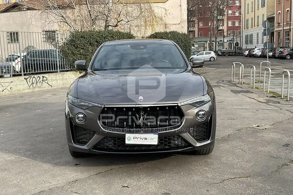 Main__Slider__Photo:Maserati Levante MASERATI Levante V6 Diesel 275 CV AWD Gransport 11/2021-1